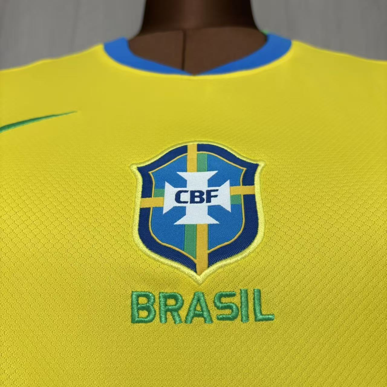 Camisa Brasil Home 2025 Feminina